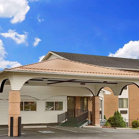Super 8 By Wyndham Hillsville Kültér fotó