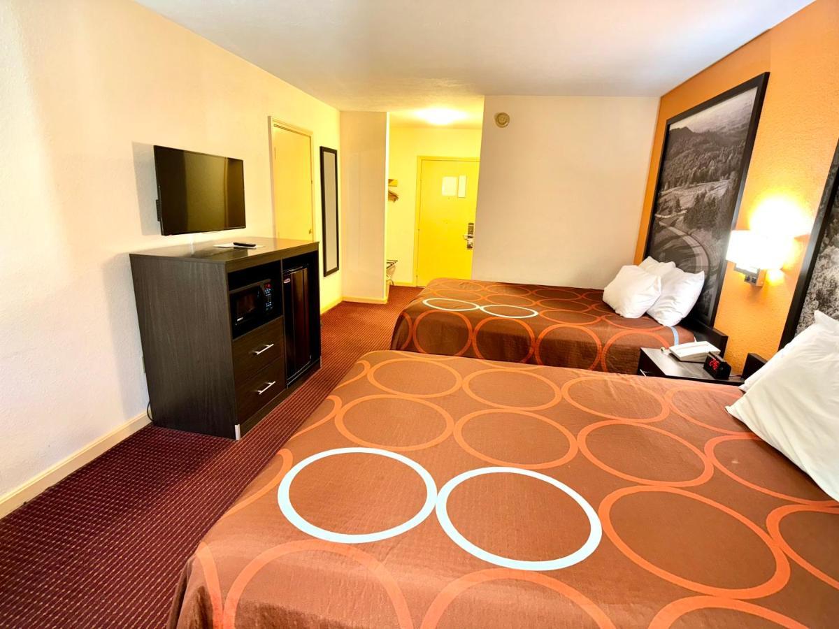 Super 8 By Wyndham Hillsville Kültér fotó